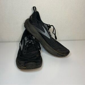 Brooks Mens Revel 6 Black Running Athletic Shoes Sneakers Size 8
